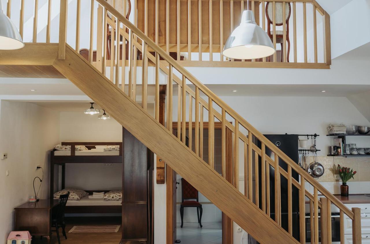 Apartments Mozinetova Hisa Sentjost nad Horjulom Luaran gambar