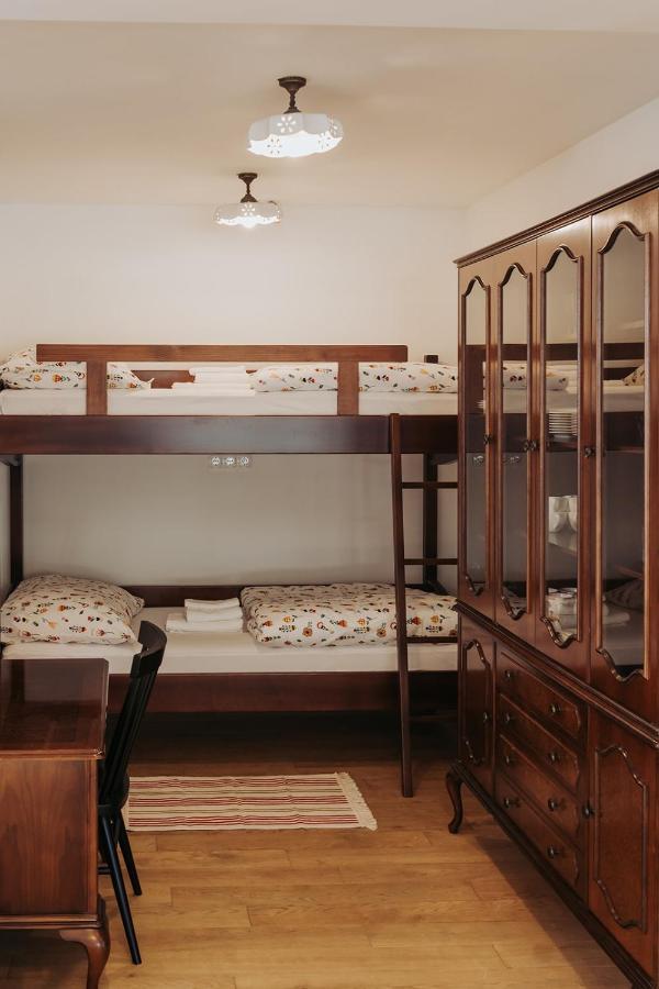 Apartments Mozinetova Hisa Sentjost nad Horjulom Luaran gambar